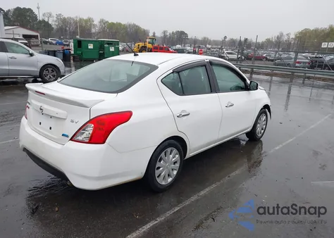 2015 Nissan Versa 1.6 Sv from USA, damaged, VIN 3N1CN7AP8FL910559